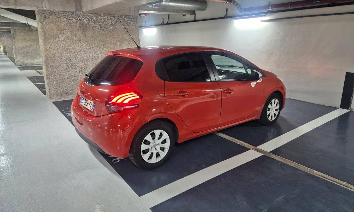 Peugeot 208 — photo 5