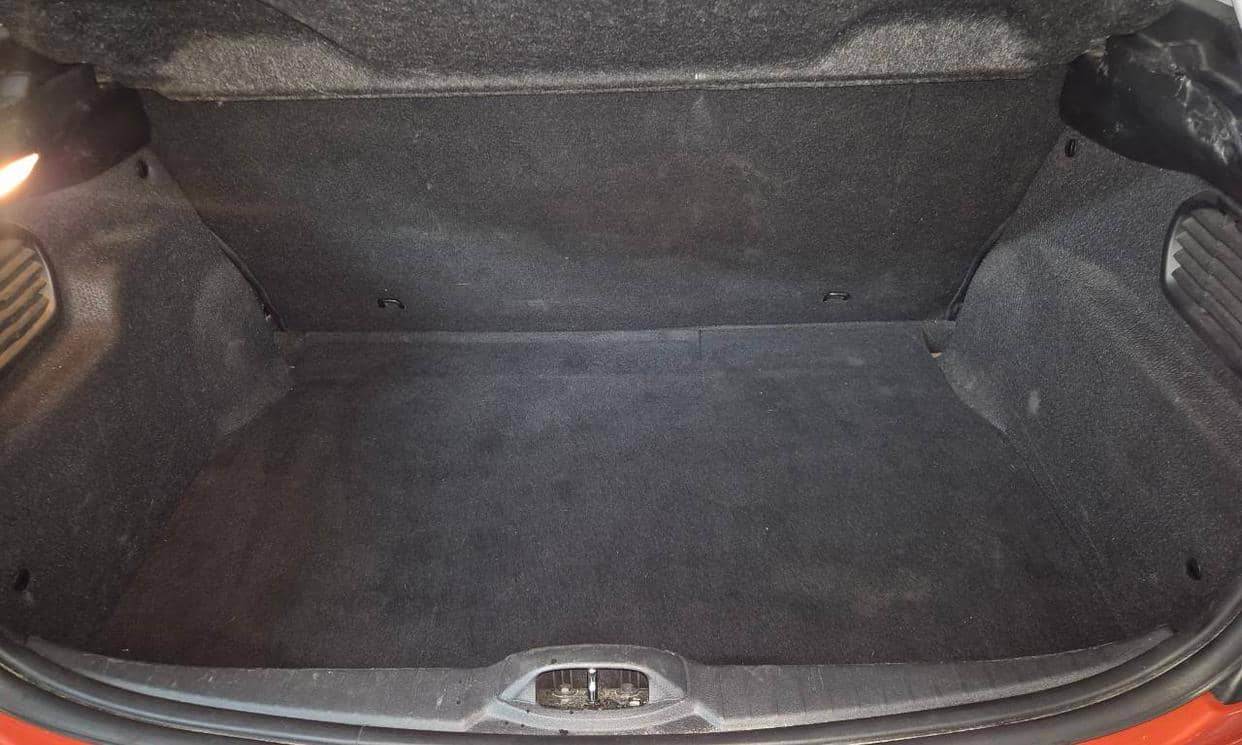 Peugeot 208 — photo 7