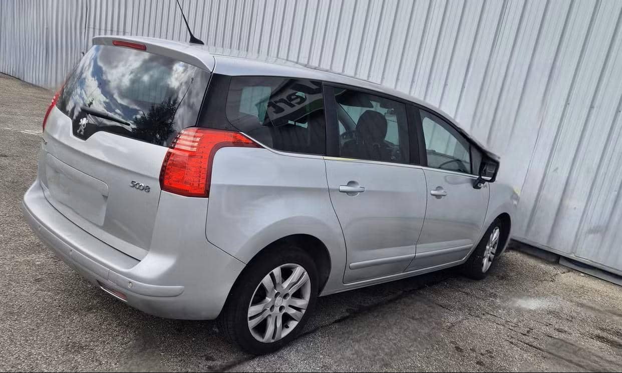 Peugeot 5008 — photo 3