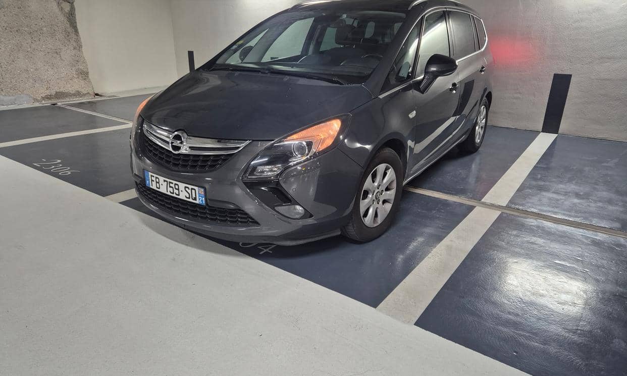 Opel ZAFIRA — photo 2