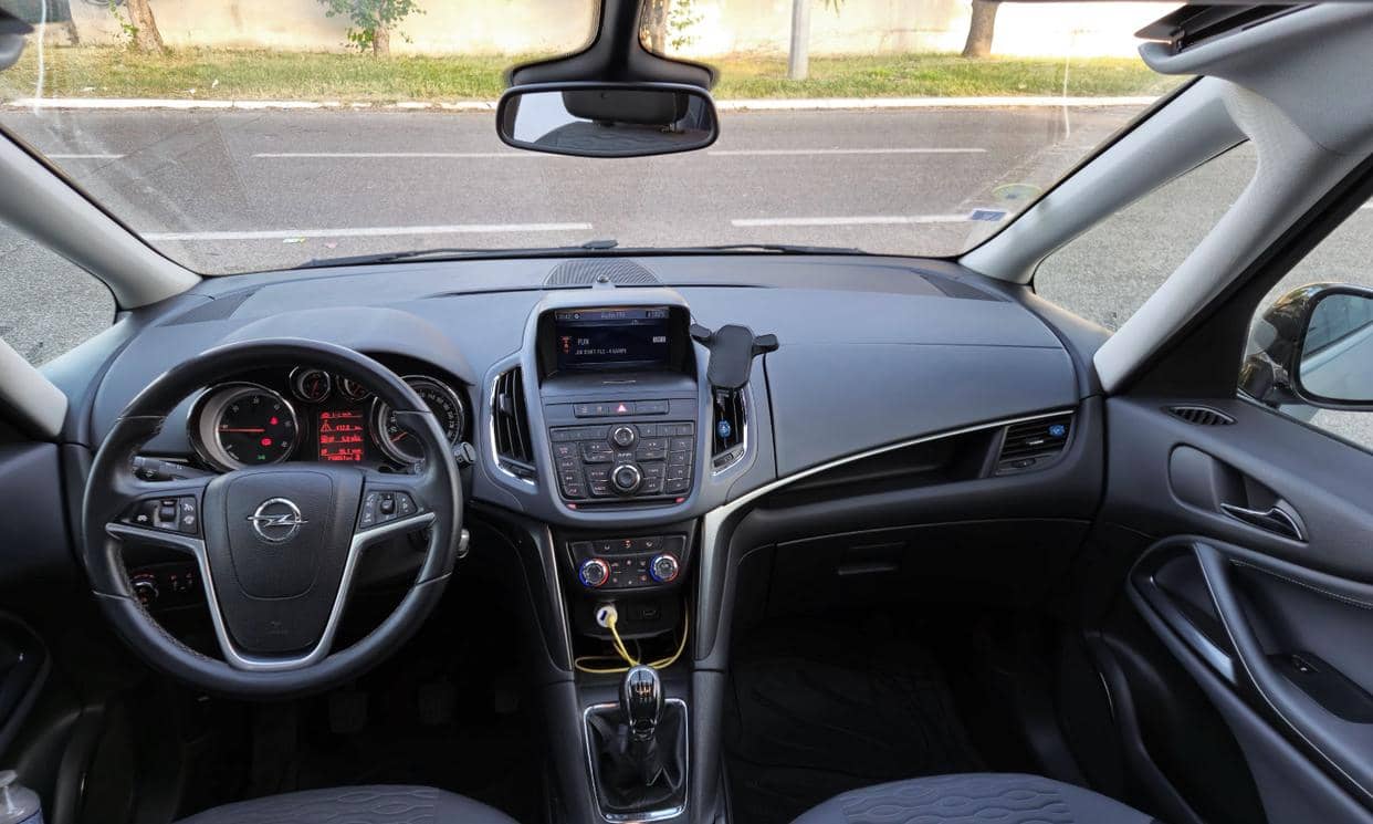 Opel ZAFIRA — photo 3