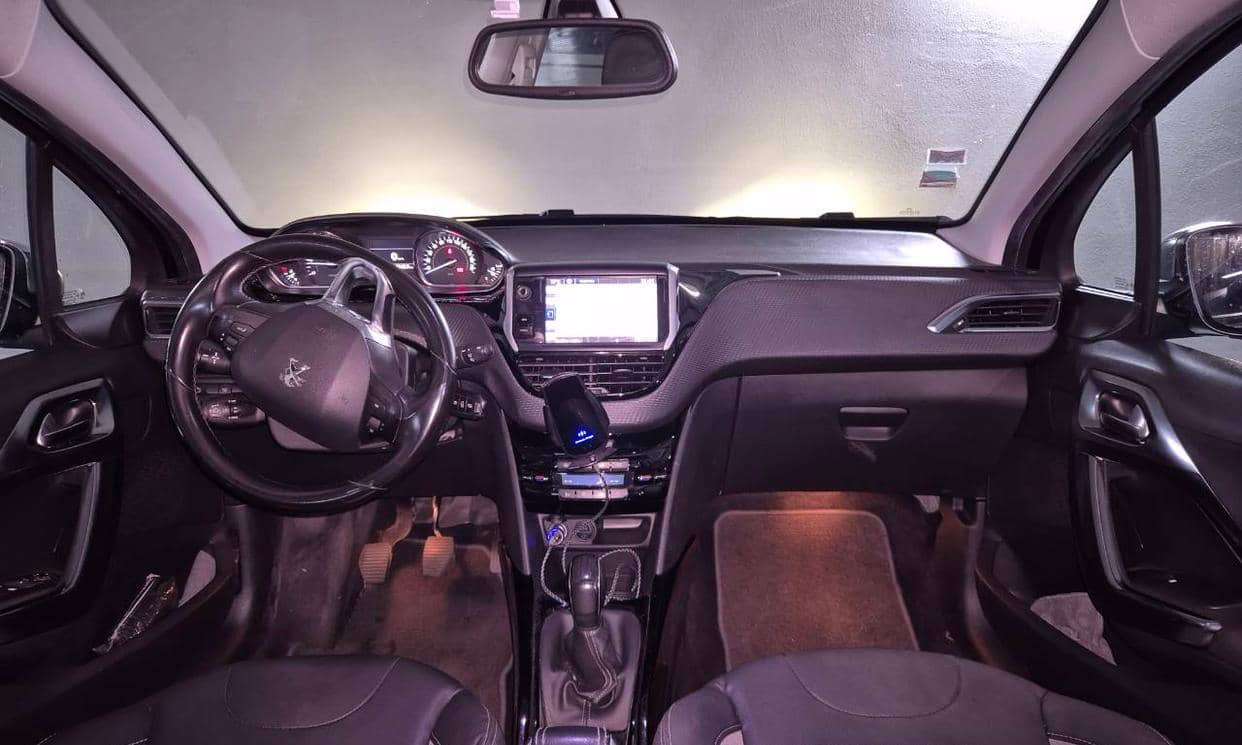 Peugeot 2008 — photo 7