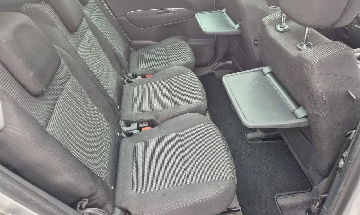 Peugeot 5008 — photo 11