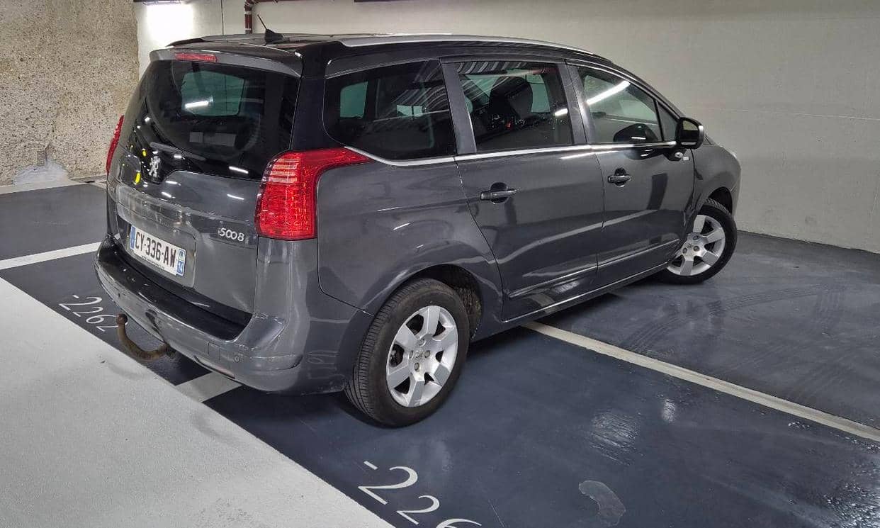 Peugeot 5008 — photo 10