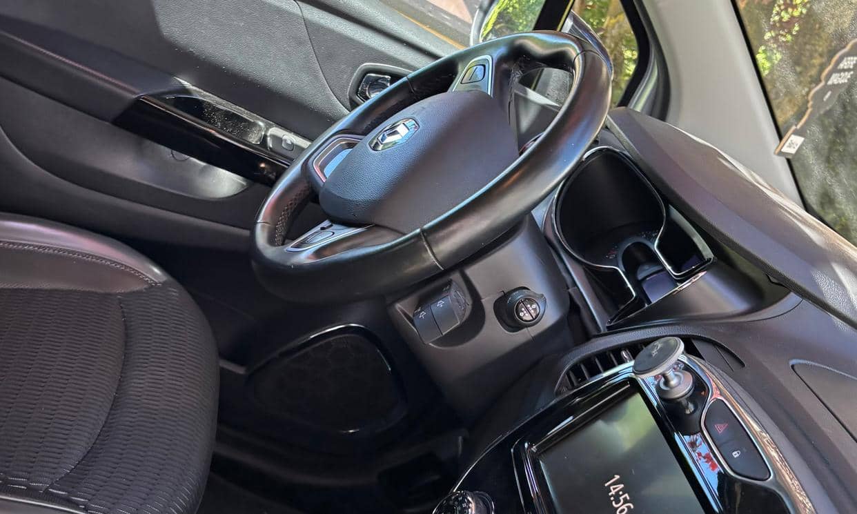 Renault CAPTUR — photo 3