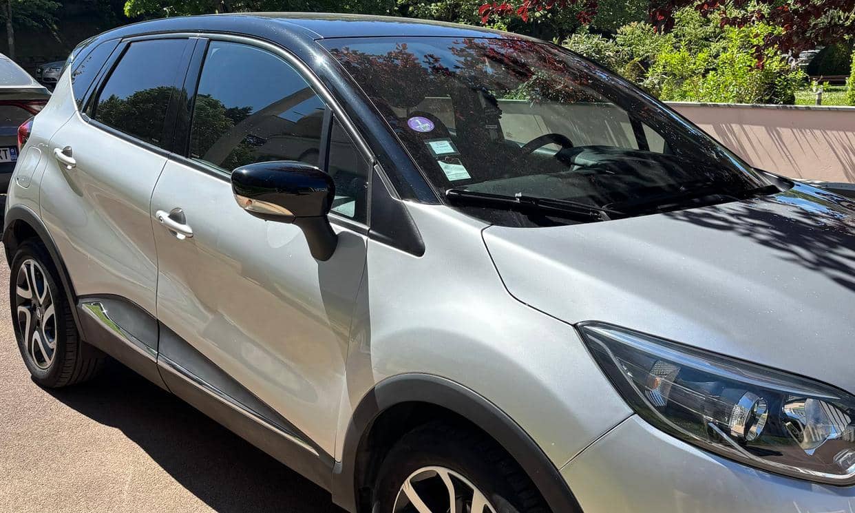 Renault CAPTUR — photo 2