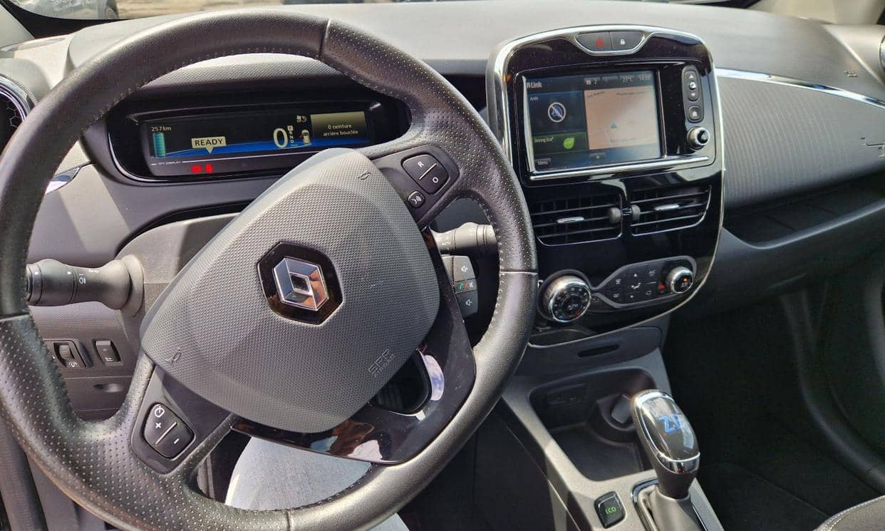 Renault ZOE — photo 5