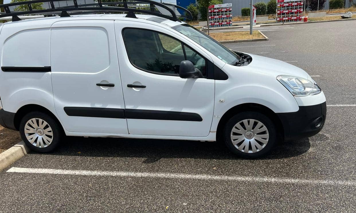 Citroen BERLINGO FOURGON — photo 13