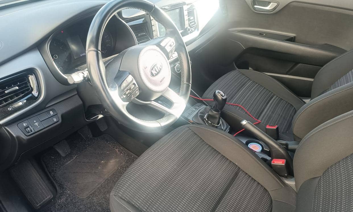 Kia STONIC — photo 4