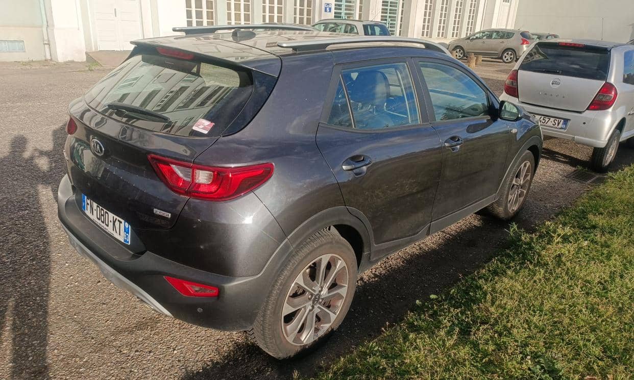 Kia STONIC — photo 8