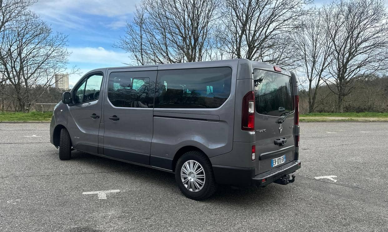 Renault TRAFIC III — photo 3