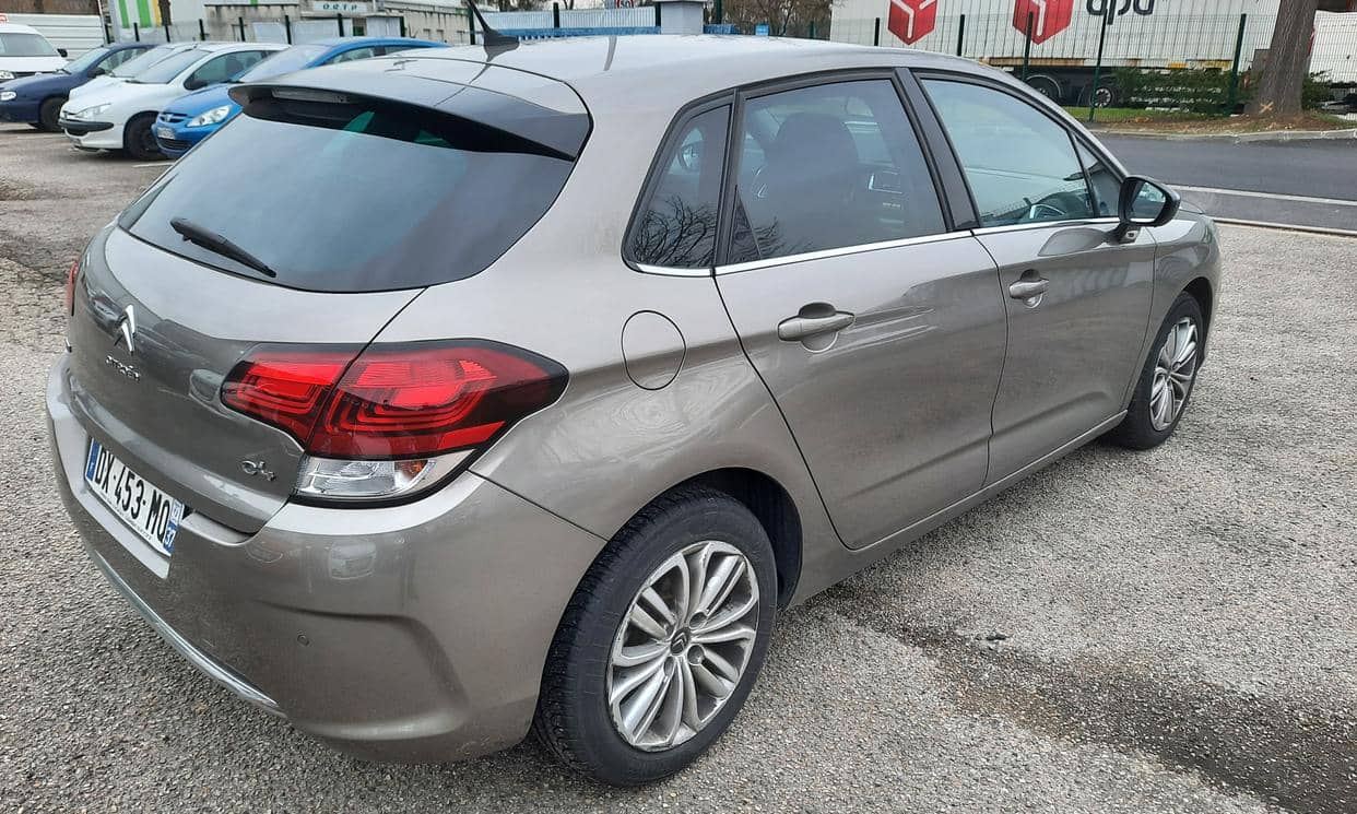 Citroen C4 — photo 2
