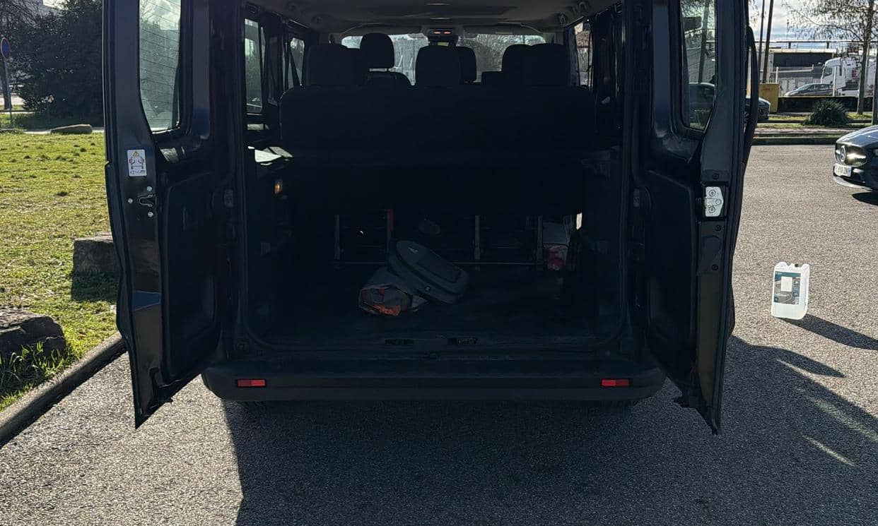 Renault TRAFIC III — photo 6