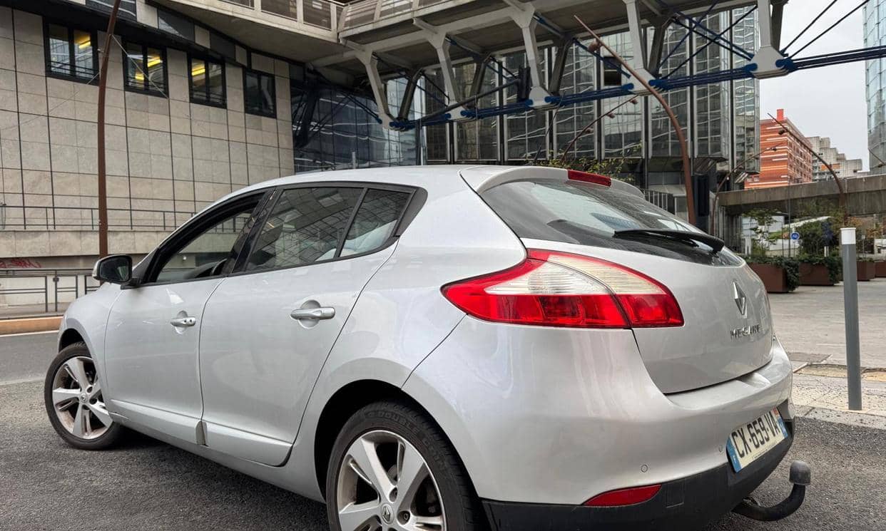 Renault MEGANE III — photo 4