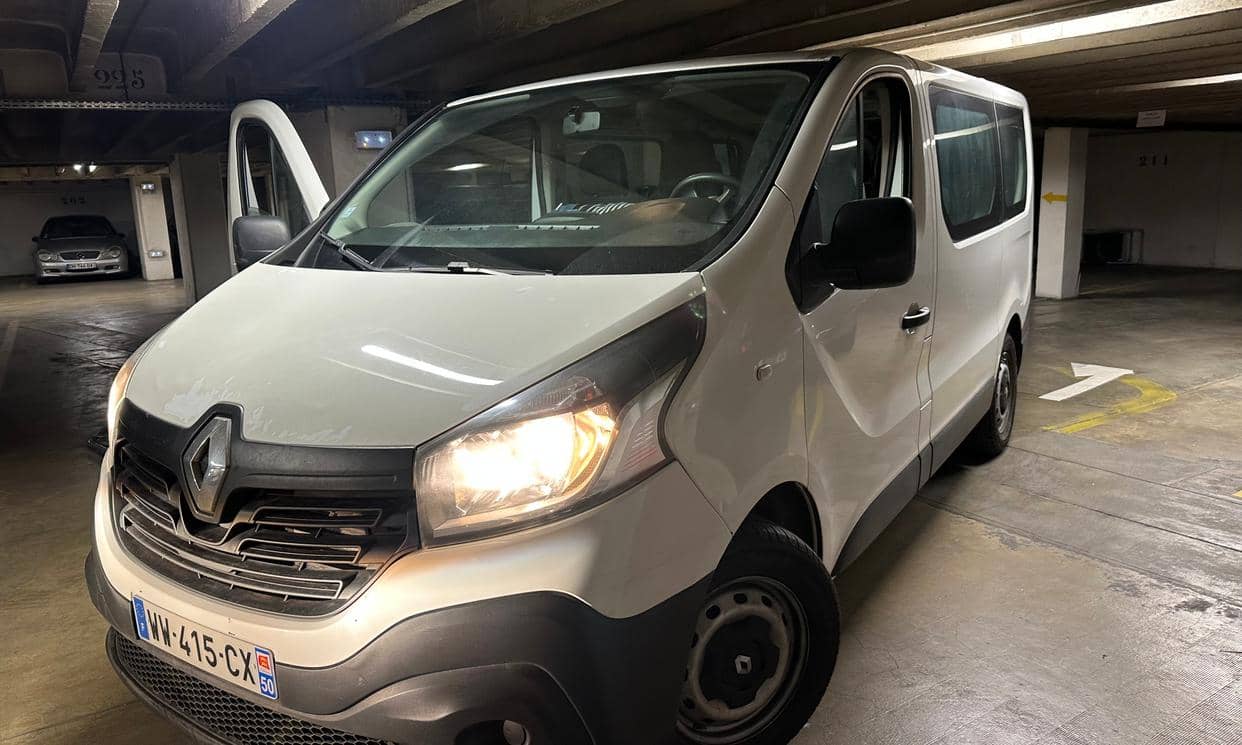 Renault TRAFIC III — photo 4