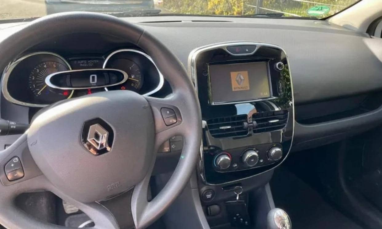 Renault CLIO IV — photo 6