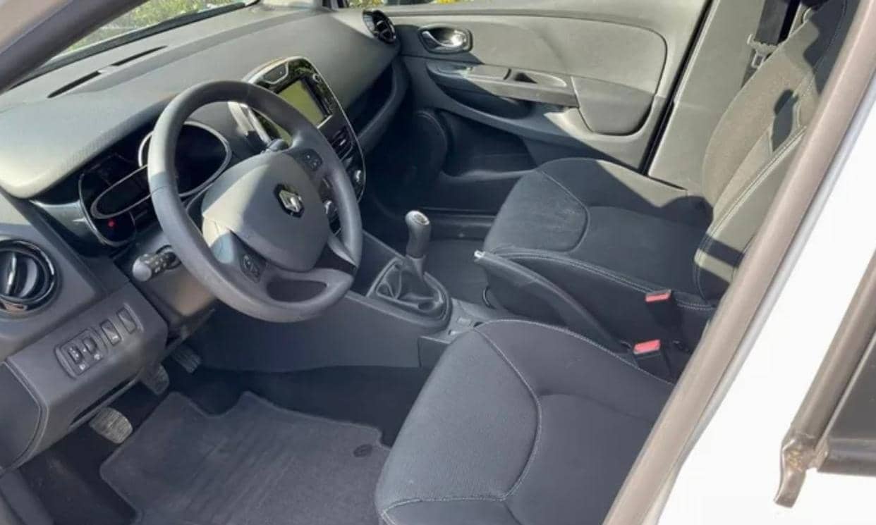Renault CLIO IV — photo 8