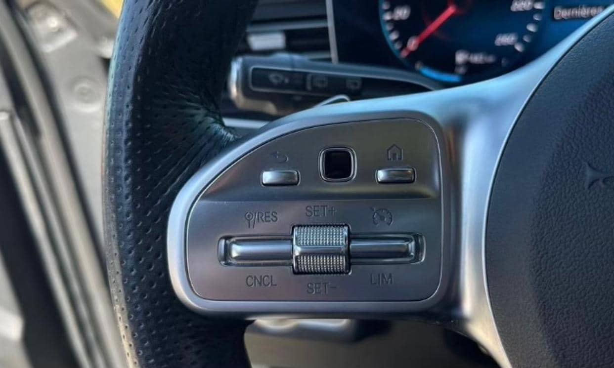 Mercedes-Benz GLE — photo 11