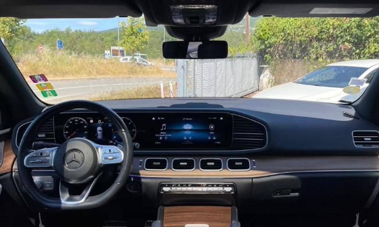 Mercedes-Benz GLE — photo 18