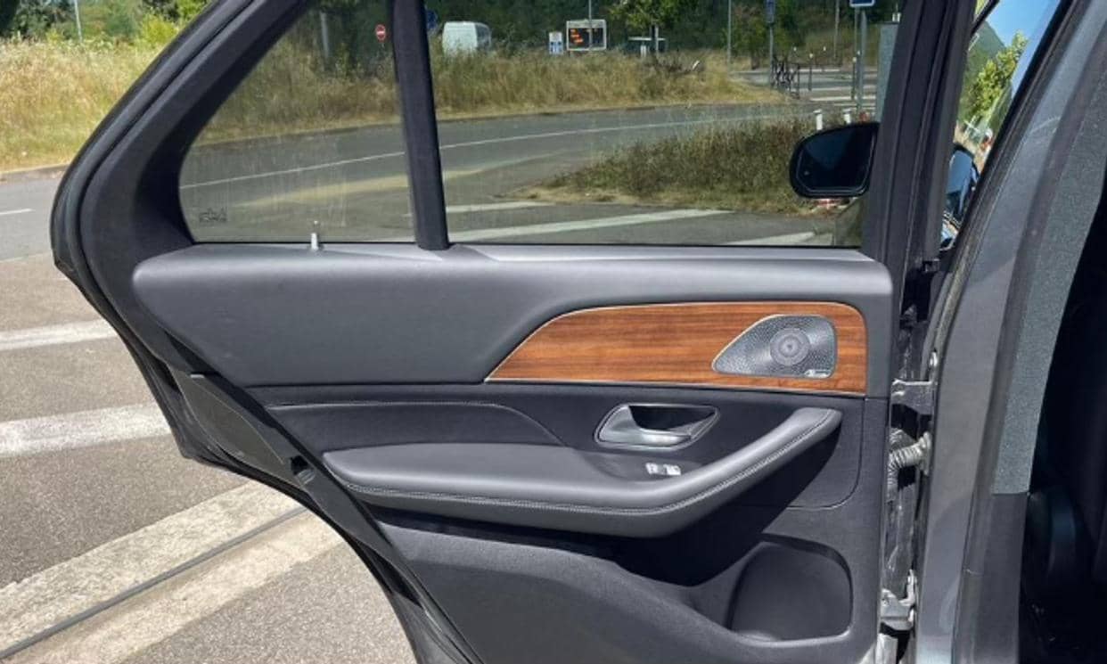 Mercedes-Benz GLE — photo 25