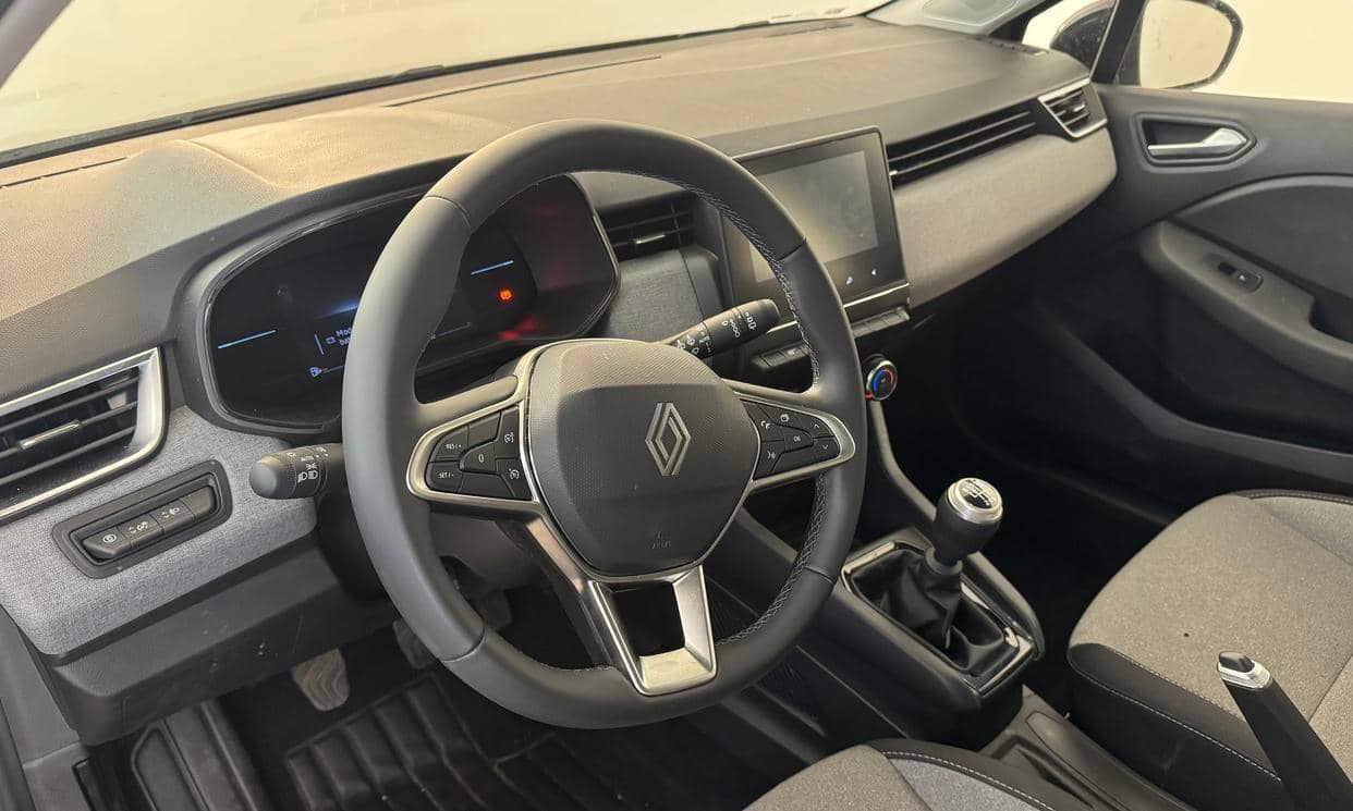 Renault CLIO V — photo 11