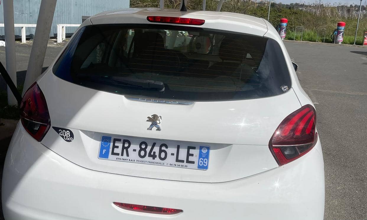 Peugeot 208 — photo 4