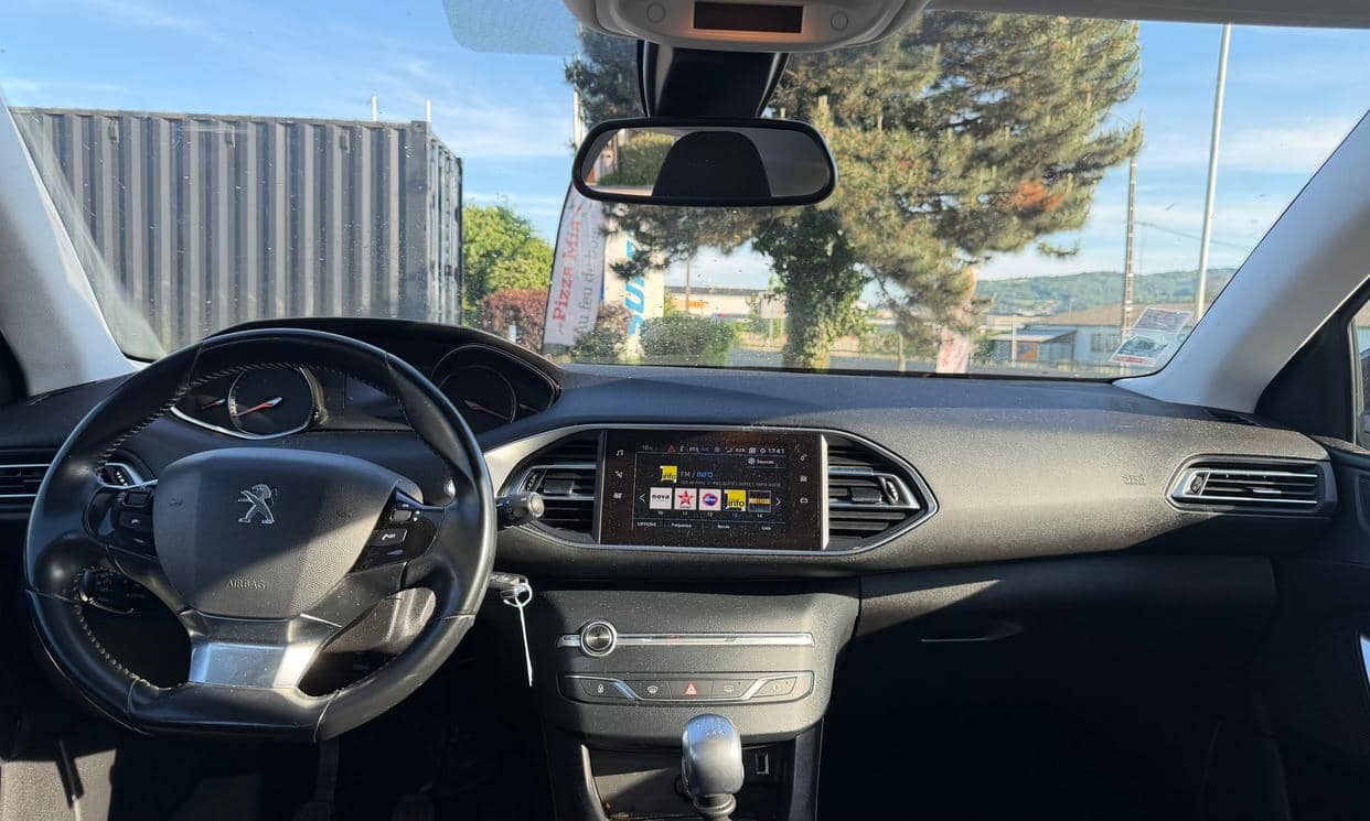 Peugeot 308 — photo 5