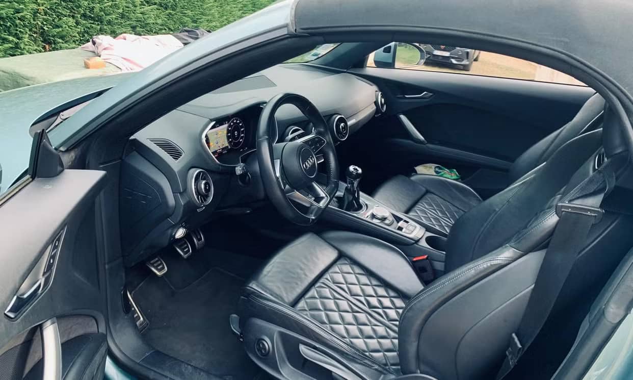 Audi TT — photo 12