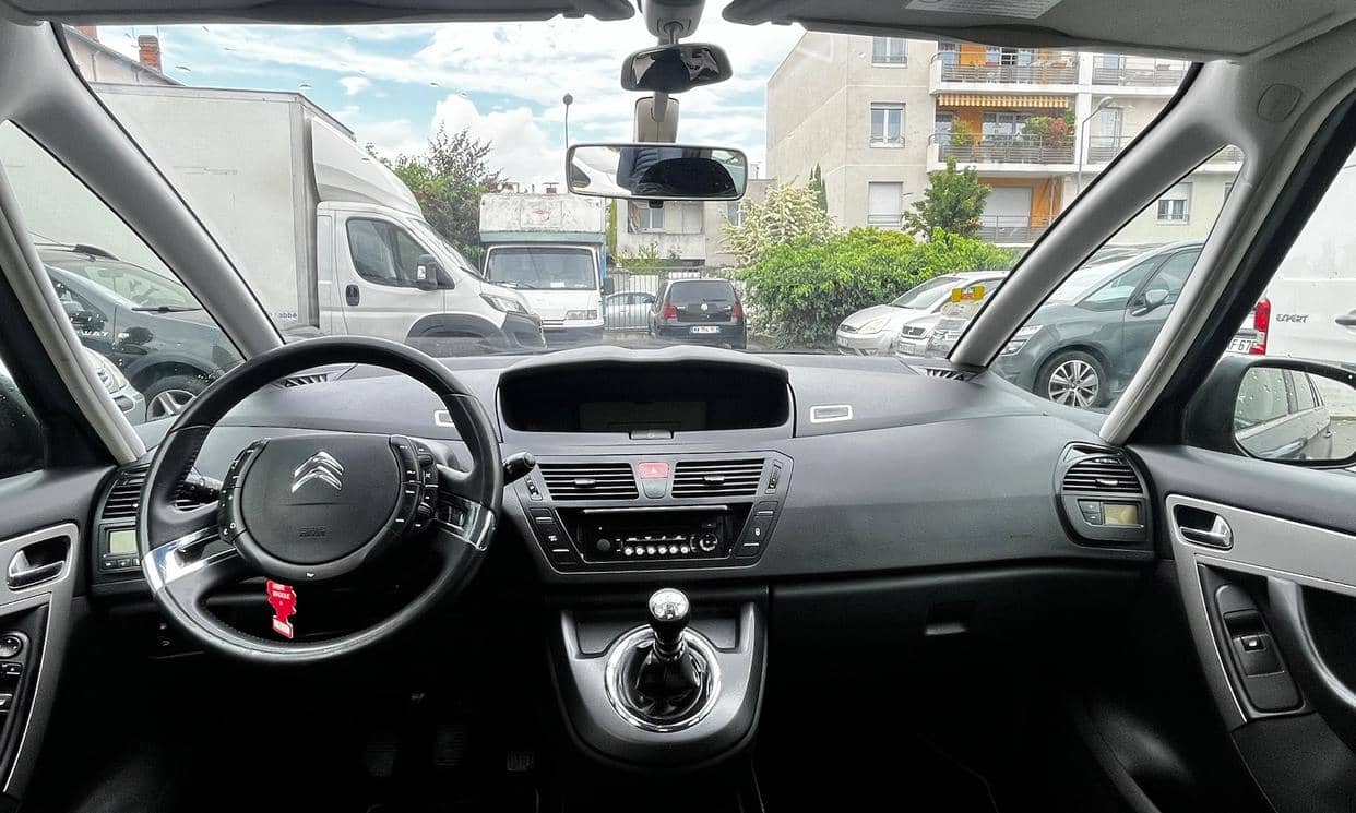 Citroen GRAND C4 PICASSO — photo 3