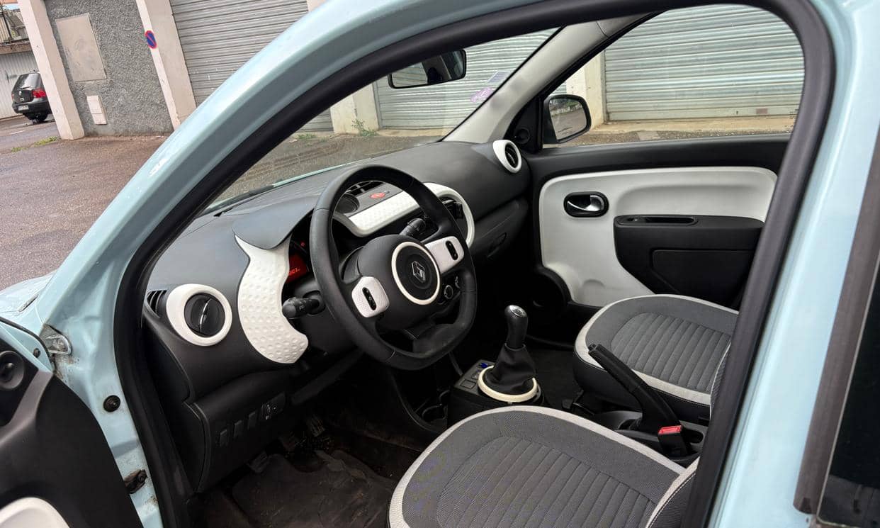 Renault TWINGO III — photo 10
