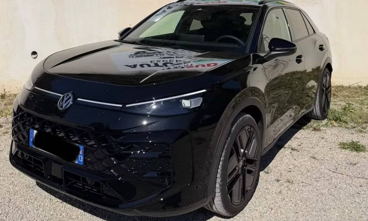 Volkswagen T-ROC — photo 2