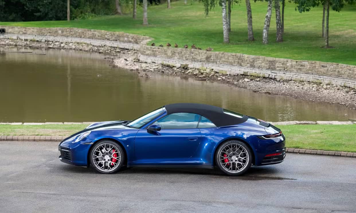 Porsche 911 — photo 13