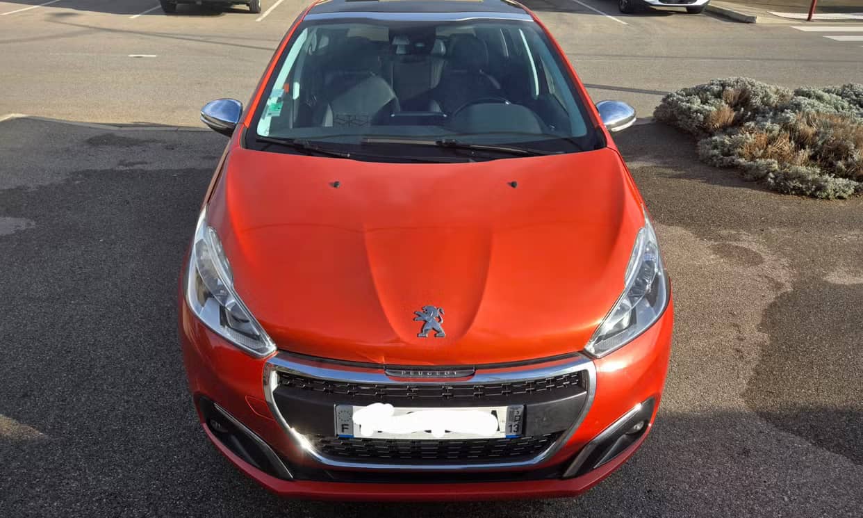 Peugeot 208 — photo 4