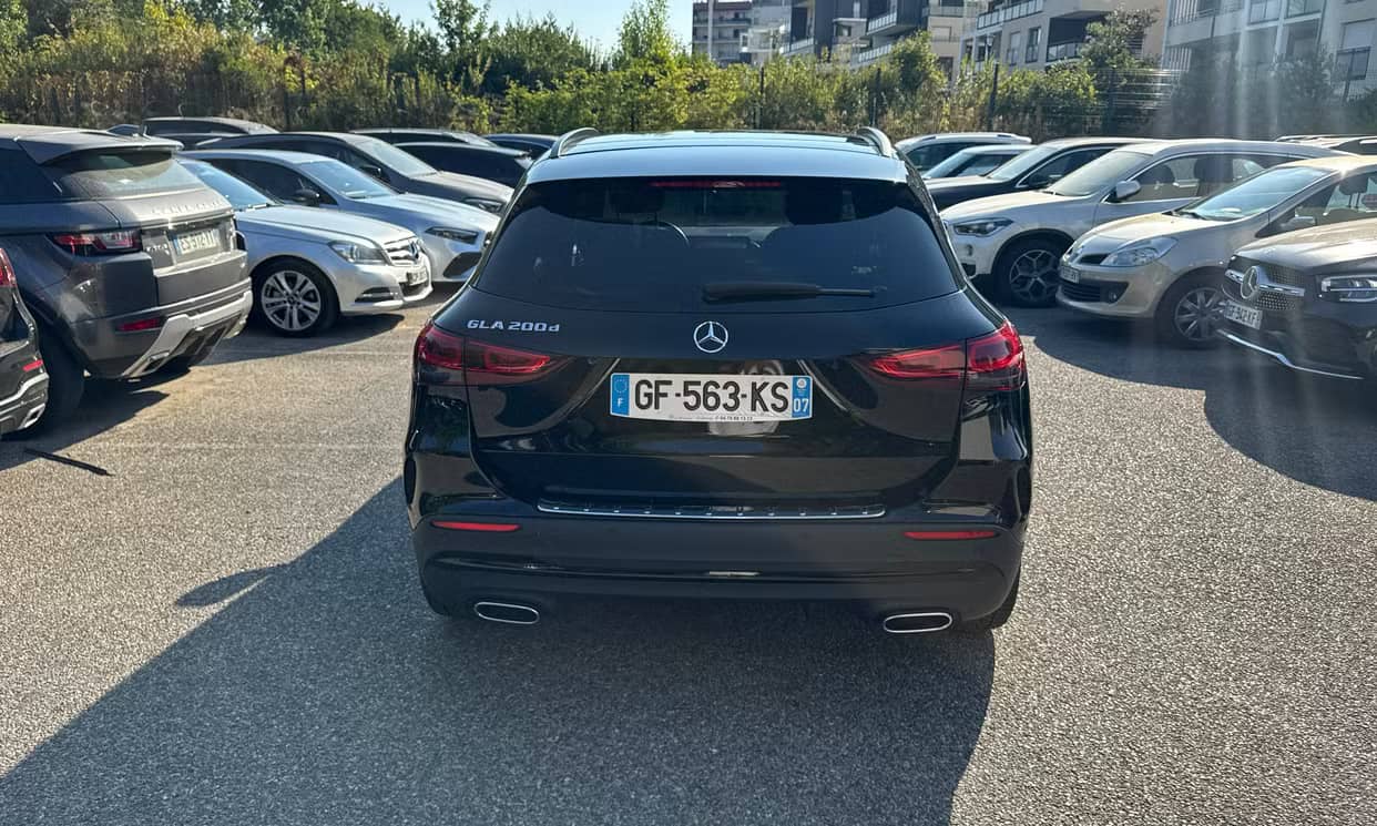 Mercedes-Benz GLA — photo 7