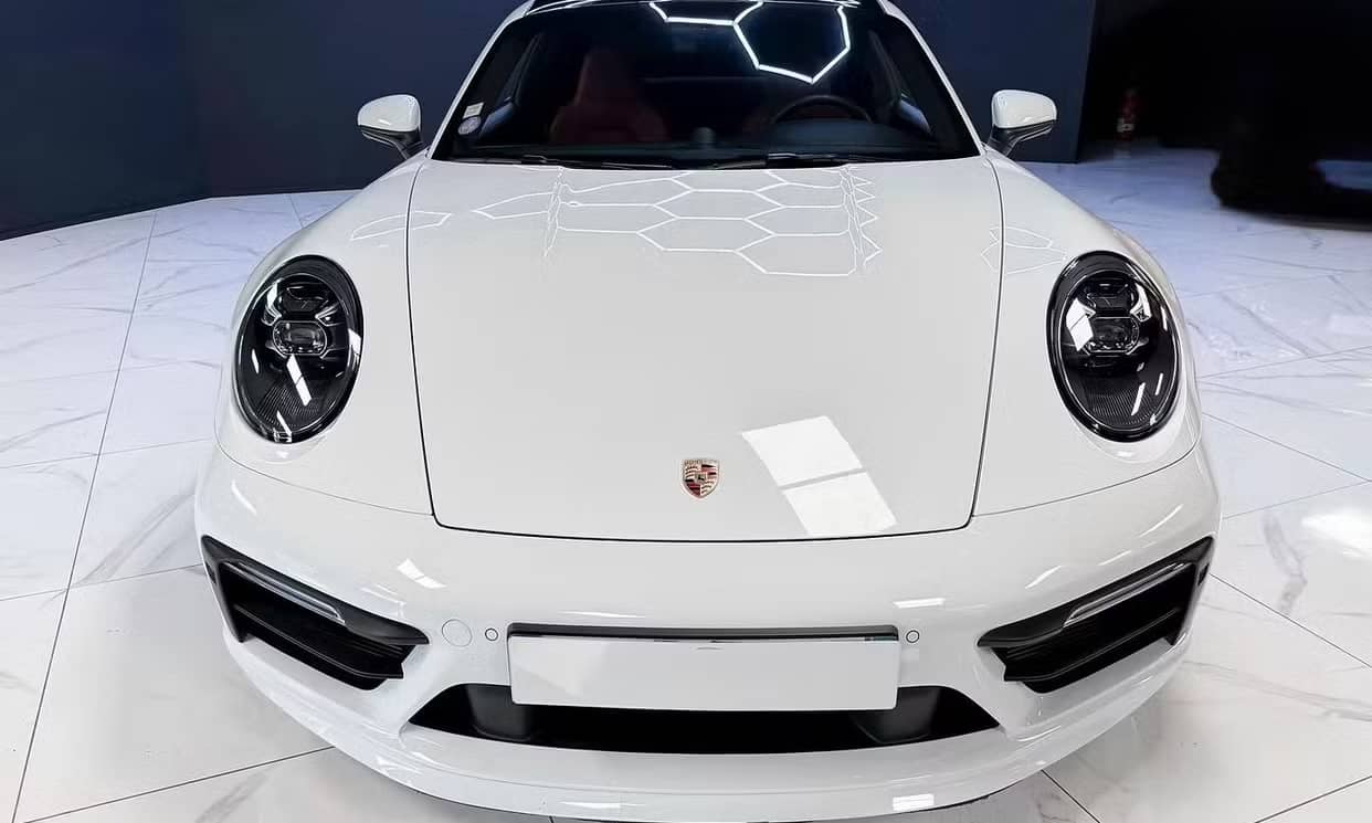 Porsche 911 — photo 11
