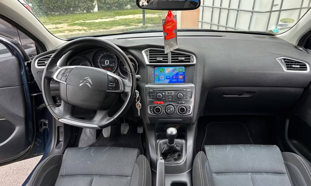 Citroen C4 — photo 4
