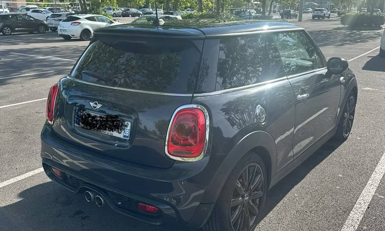 MINI HATCH 3 PORTES — photo 4