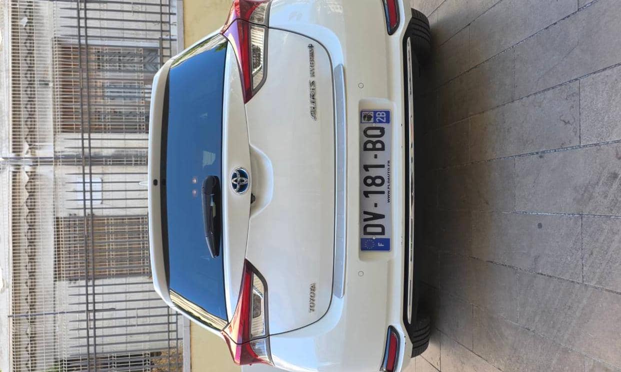Toyota AURIS — photo 3