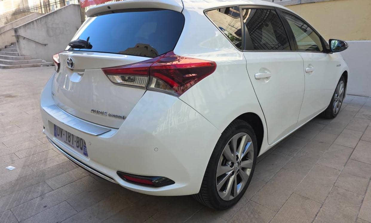 Toyota AURIS — photo 4