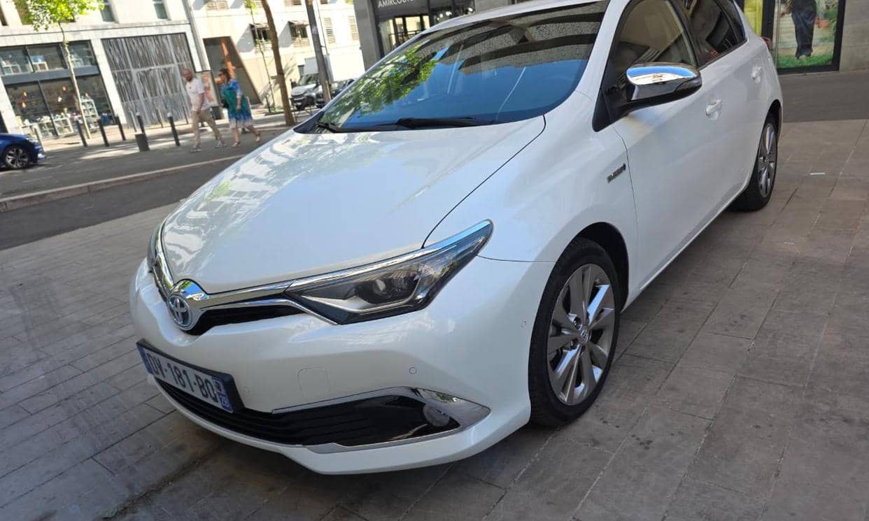 Toyota AURIS — photo 8