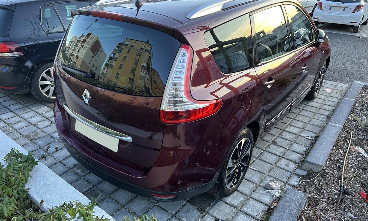 Renault GRAND SCENIC III — photo 6