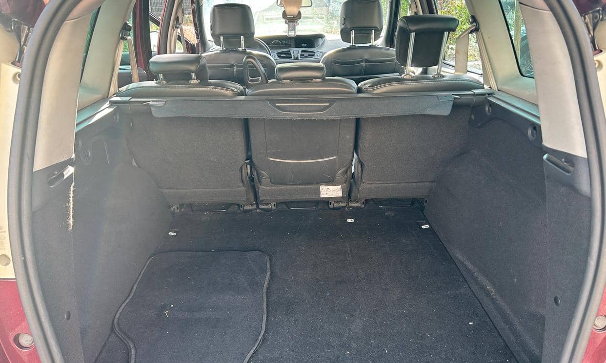Renault GRAND SCENIC III — photo 11