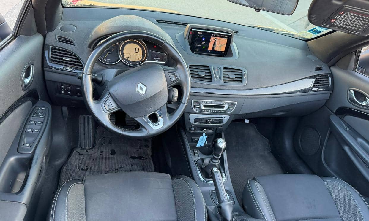 Renault MEGANE III — photo 5