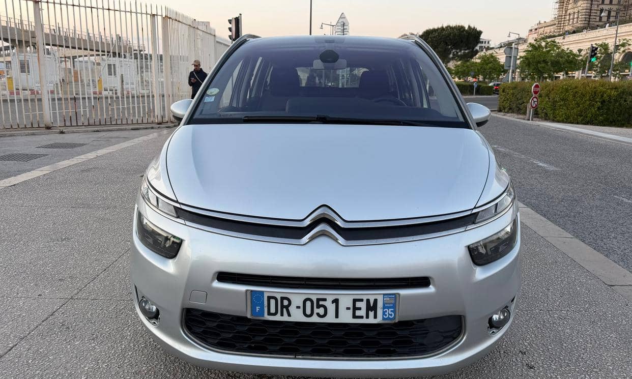 Citroen GRAND C4 PICASSO — photo 2