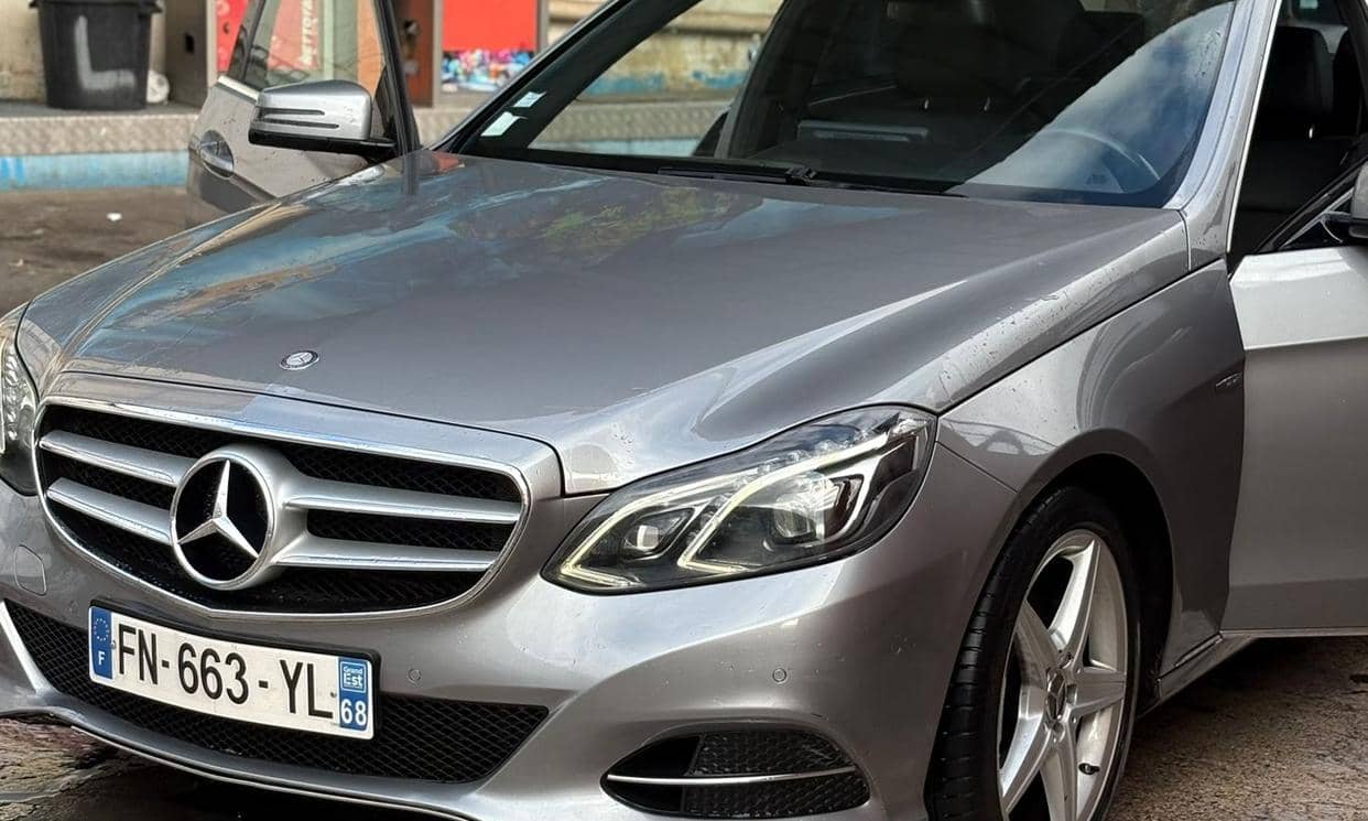 Mercedes-Benz CLASSE E — photo 9