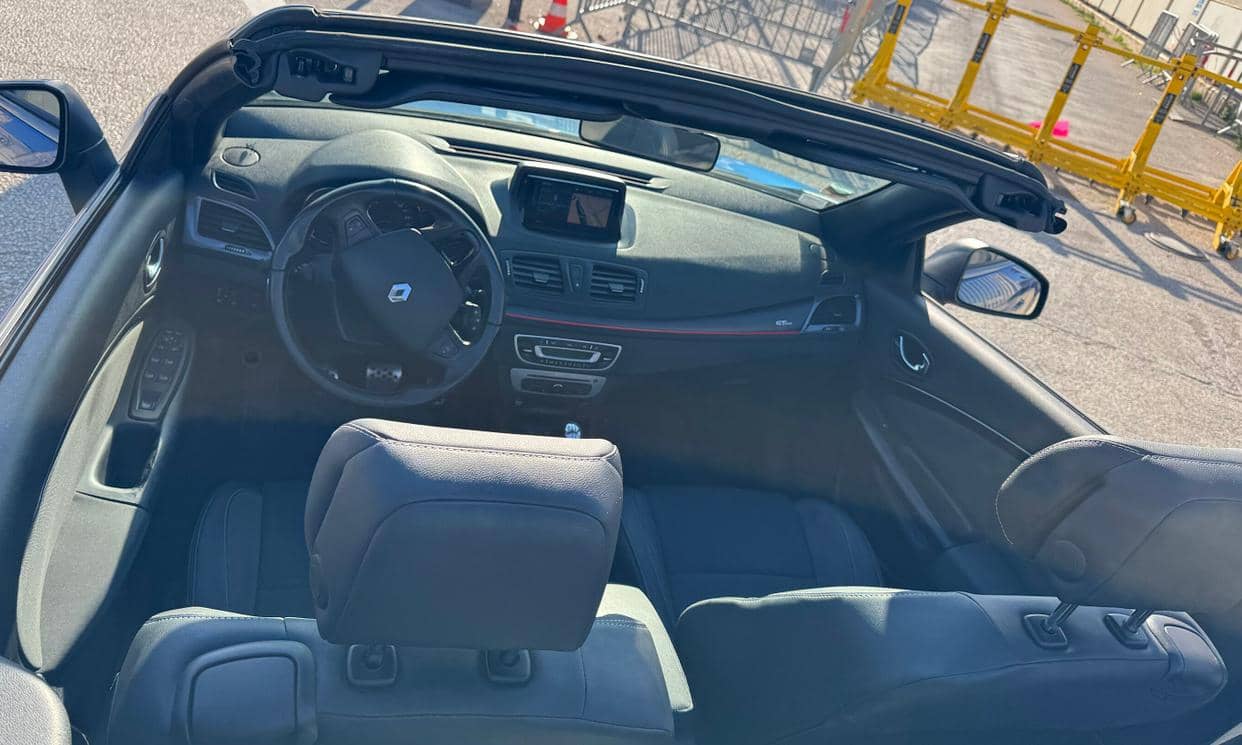 Renault MEGANE III — photo 4