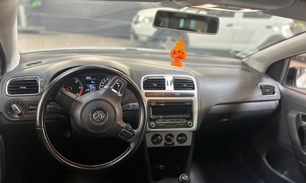 Volkswagen POLO — photo 10