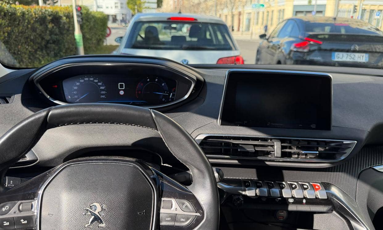 Peugeot 3008 — photo 17