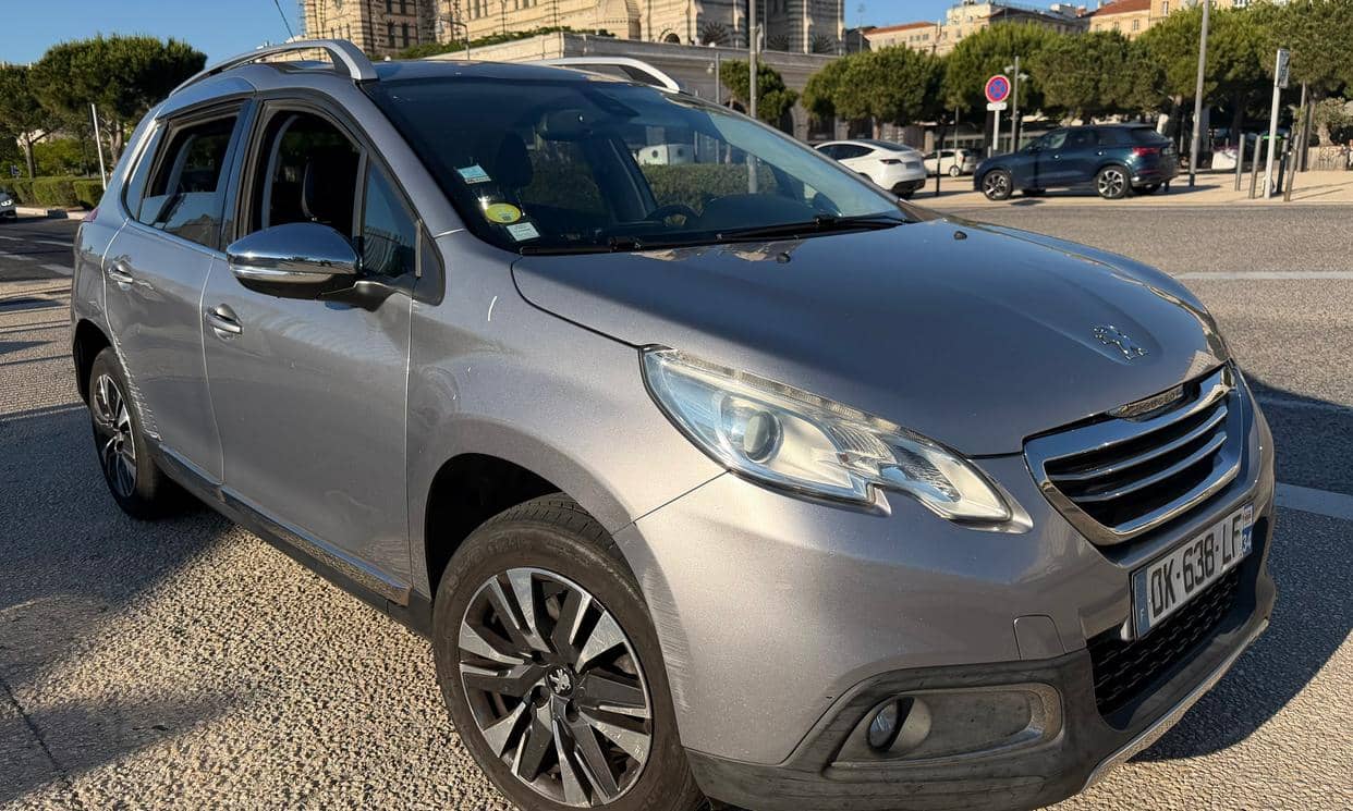 Peugeot 2008 — photo 2