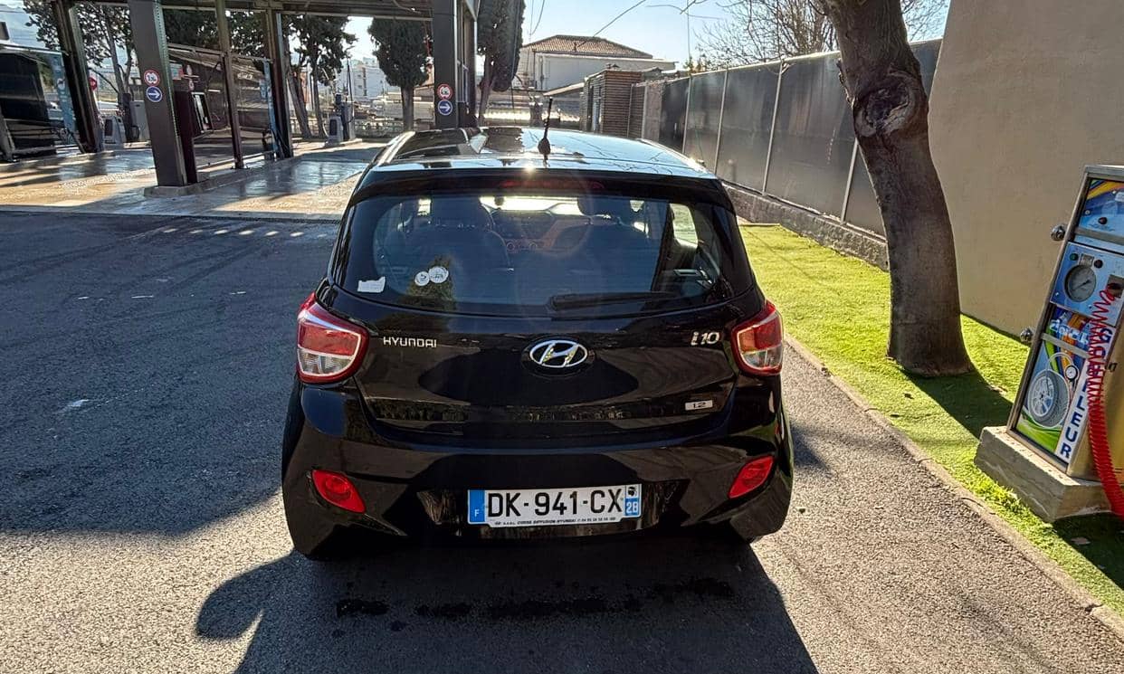 Hyundai i10 — photo 4
